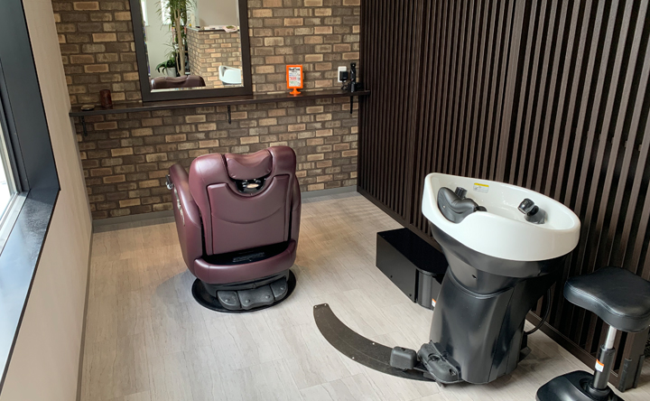 学園大和町にある理容院　カミーノ　シャンプー